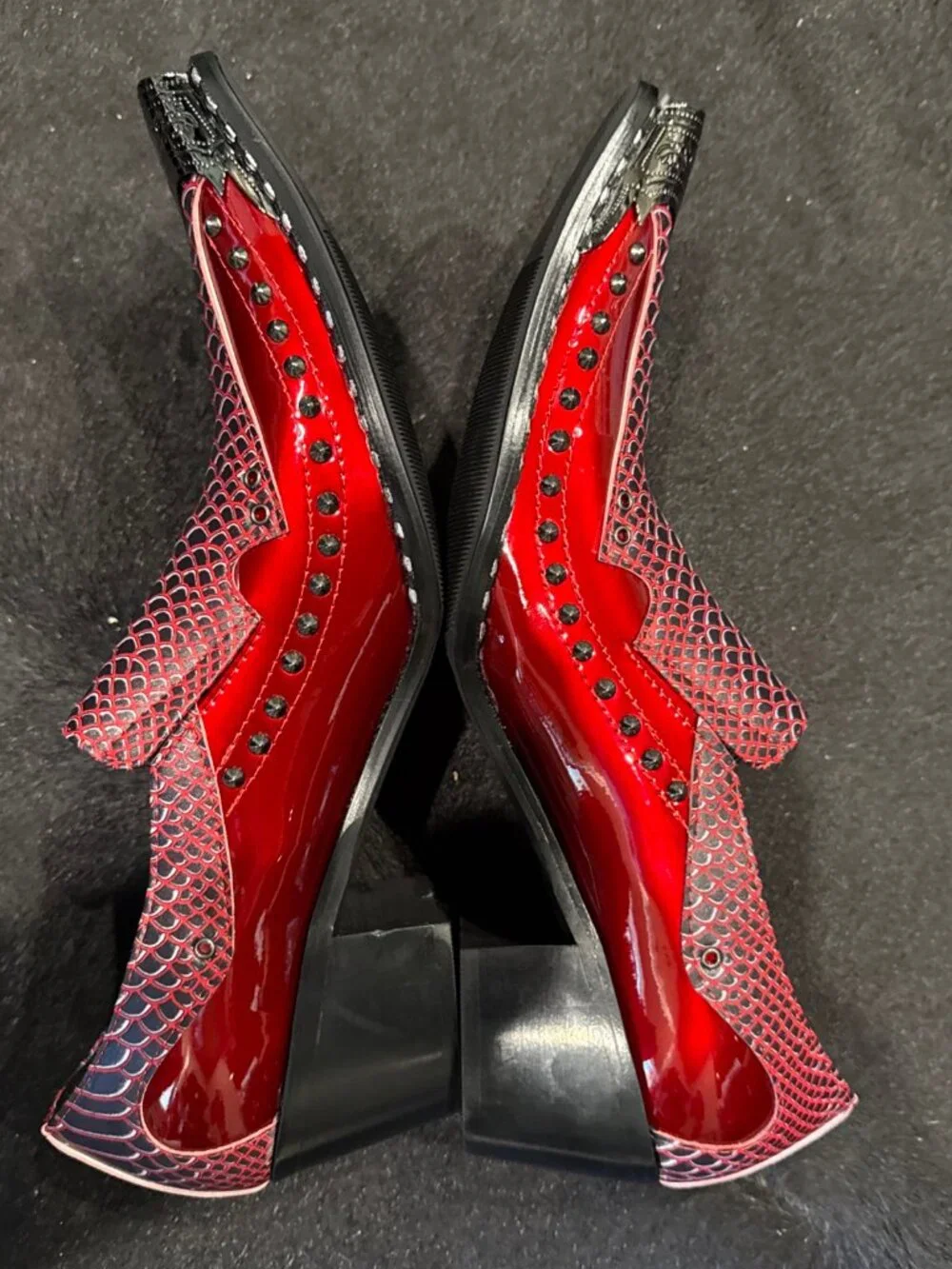 Rivet Men's Leather Dress Shoes Metal Pointed Toe Formal Britain Slip On Fashion